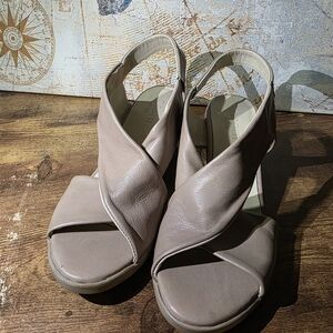 Girotti Milano Elegant Nude Buttery Soft Leather Crossover Slingback Sandals